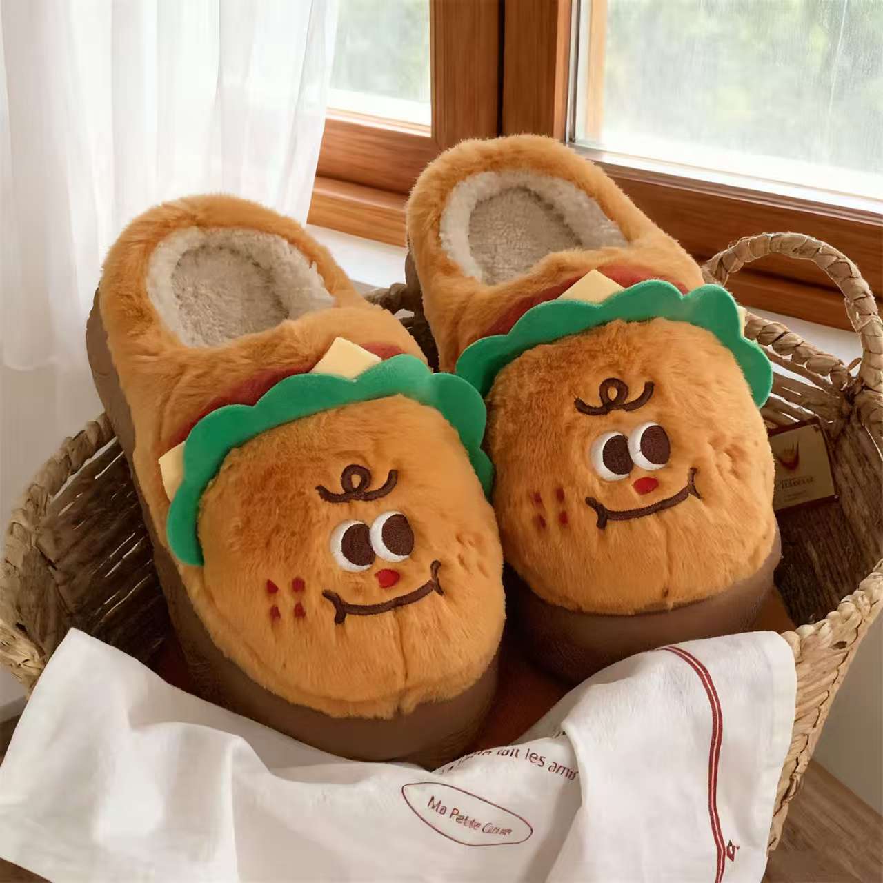 🍔 Kawaii Burger Plush Slippers - Thick Sole Cozy Indoor Outdoor Shoes for Women & Men