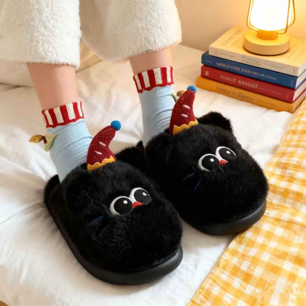 🐾 Kawaii Party Cat Plush Slippers - 2 Colors, Cozy Indoor Shoes for Women & Men
