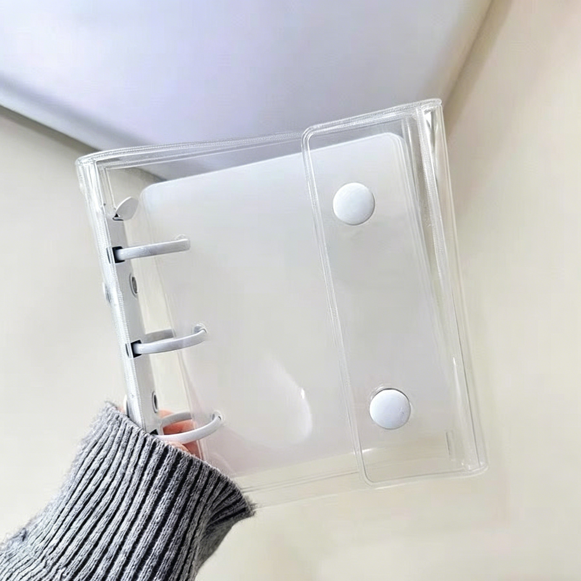 A8 Binder Mini Transparent Loose-Leaf Nail Art Display Book, Portable Press On Nail Storage Album with 6 Pages & 24 Adhesive Strips for Manicure Samples, DIY Crafts & Collectibles