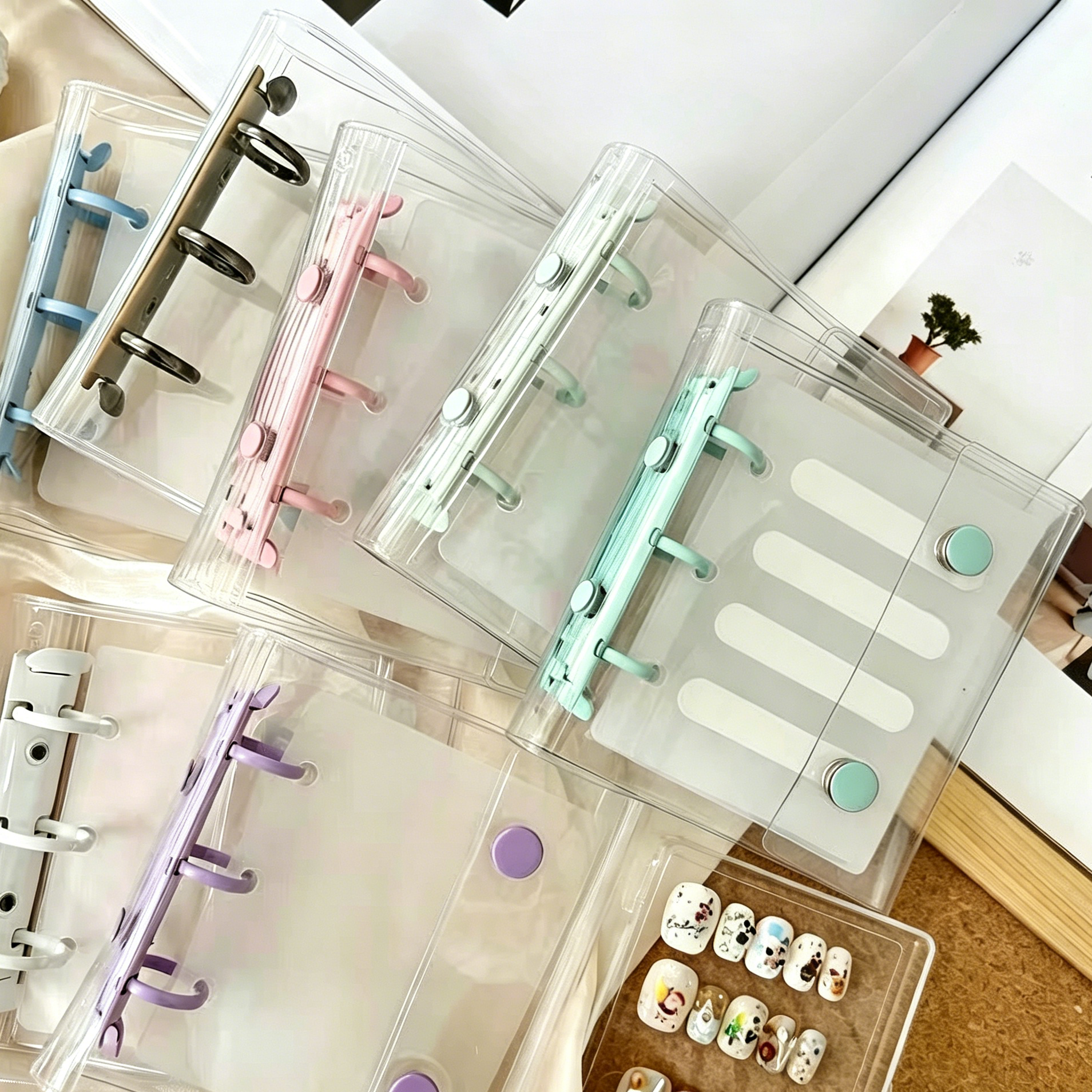 A8 Binder Mini Transparent Loose-Leaf Nail Art Display Book, Portable Press On Nail Storage Album with 6 Pages & 24 Adhesive Strips for Manicure Samples, DIY Crafts & Collectibles